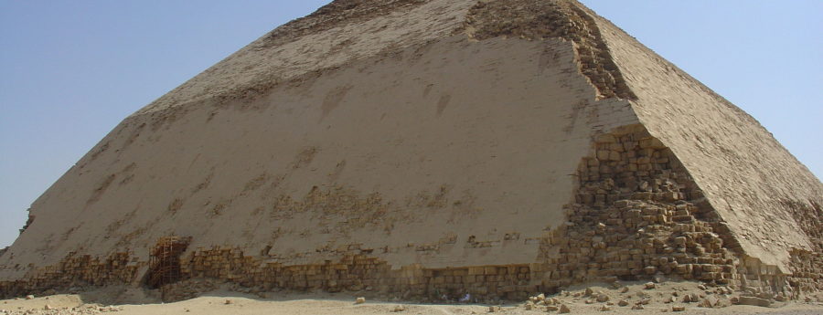 Snefru's_Bent_Pyramid_in_Dahshur